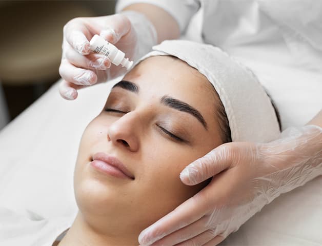 Microneedling Facial
